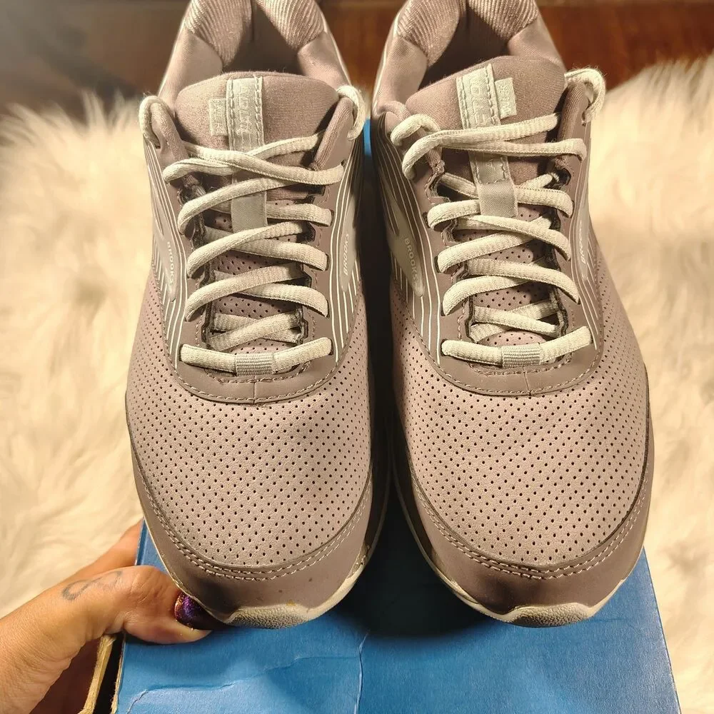 Brooks Women's Sz 8W (D) Addiction Walker WLK Gray Sneakers Shoes Walking